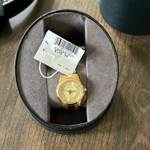 Brand new gold watch